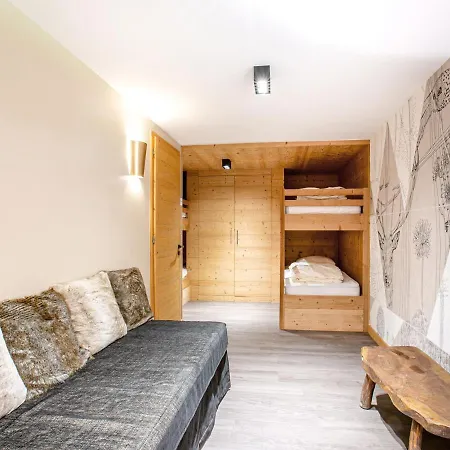 4**** La Clusaz: Sur Les Pistes, 10 Pers, Terrasse, Garage, Wifi, Linge Inclus - Fr-1-437-80 La Clusaz