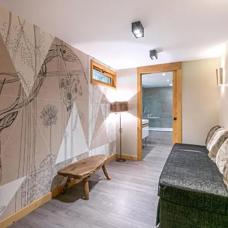 4**** La Clusaz: Sur Les Pistes, 10 Pers, Terrasse, Garage, Wifi, Linge Inclus - Fr-1-437-80
